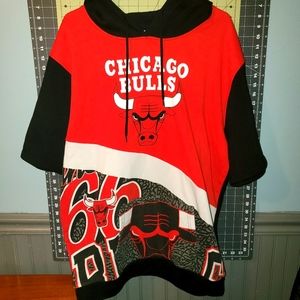 Chicago Bulls Hoodie. Size 2XL.